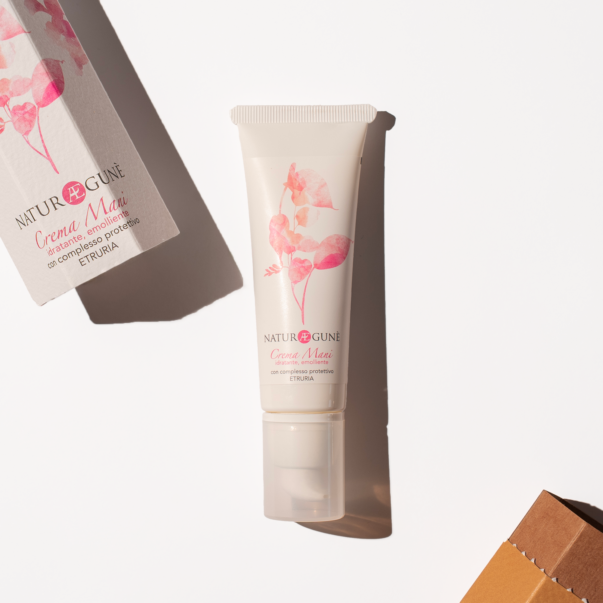 Crema mani idratante ed emoliente